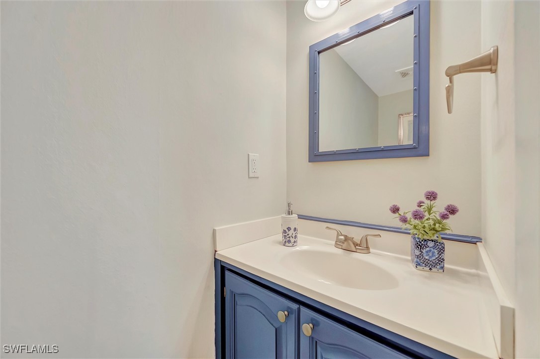 2 Bed Condominium for Sale in Marco Island, photo 14