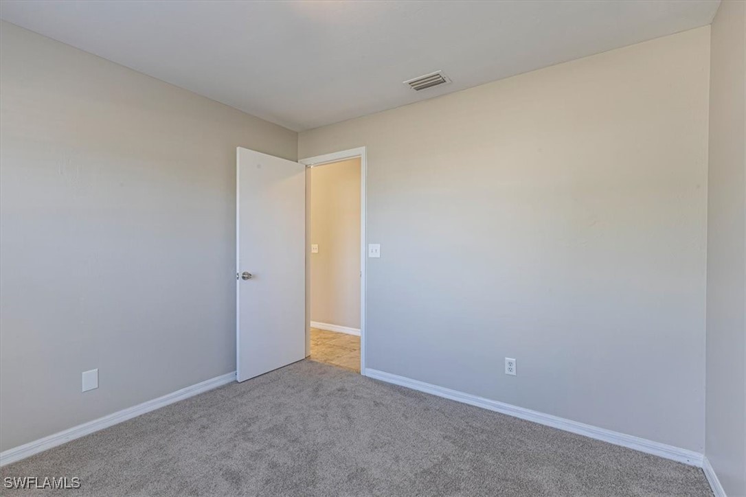 3 Bed SingleFamilyResidence for Sale in Cape Coral, photo 14