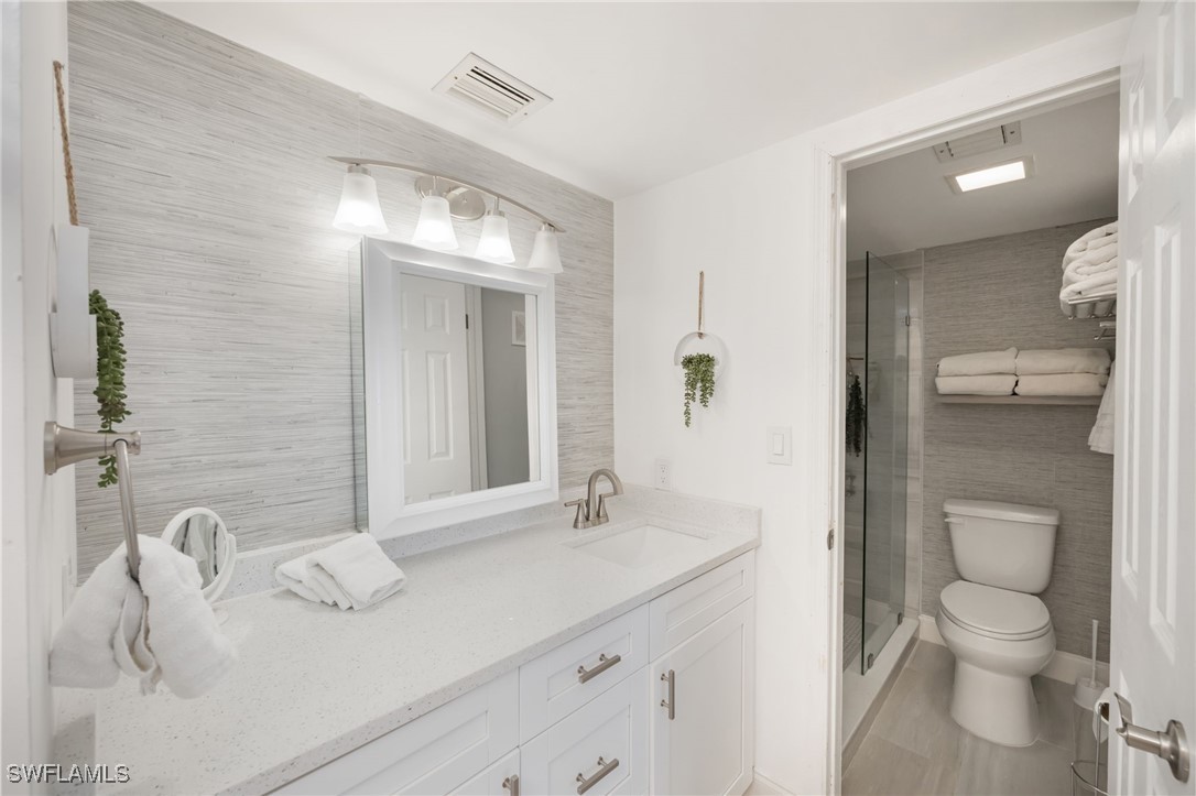 2 Bed Condominium for Sale in Naples, photo 14