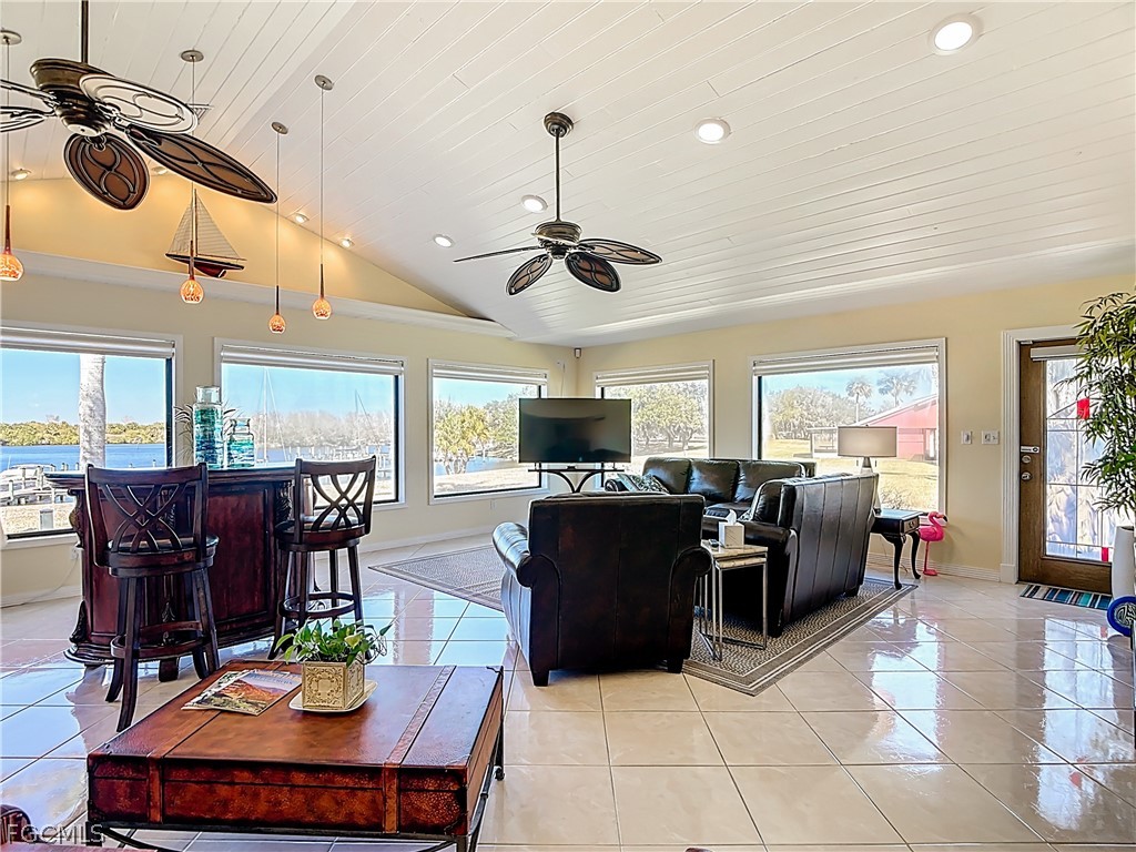 2 Bed Waterfront Home for Sale in Labelle, photo 14