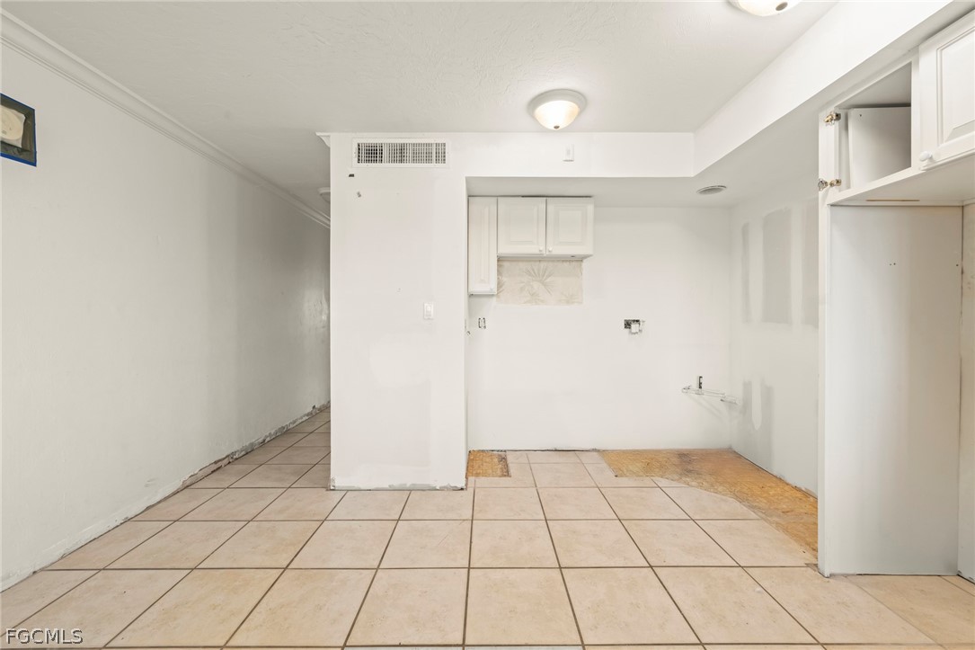 1 Bed Waterfront Home for Sale in Captiva, photo 14