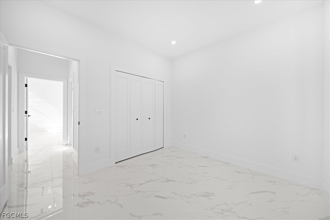 4 Bed SingleFamilyResidence for Sale in Lehigh Acres, photo 14
