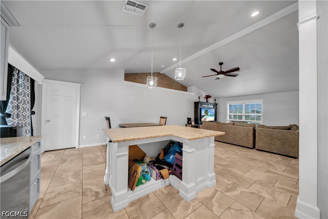 4 Bed SingleFamilyResidence for Sale in Cape Coral, photo 14