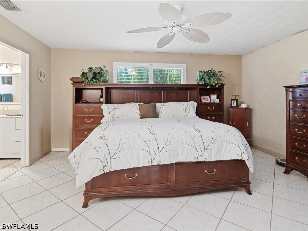 3 Bed Pool Home for Sale in Naples, photo 14