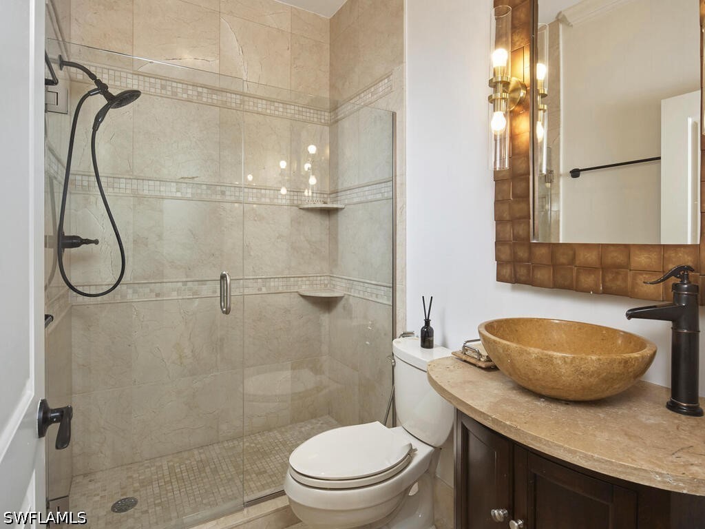 2 Bed Pool Home for Sale in Ventura, photo 14