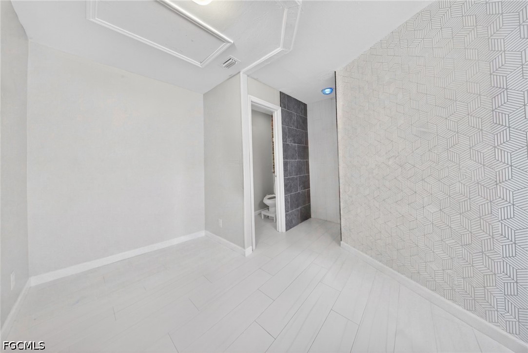 3 Bed SingleFamilyResidence for Sale in Cape Coral, photo 14