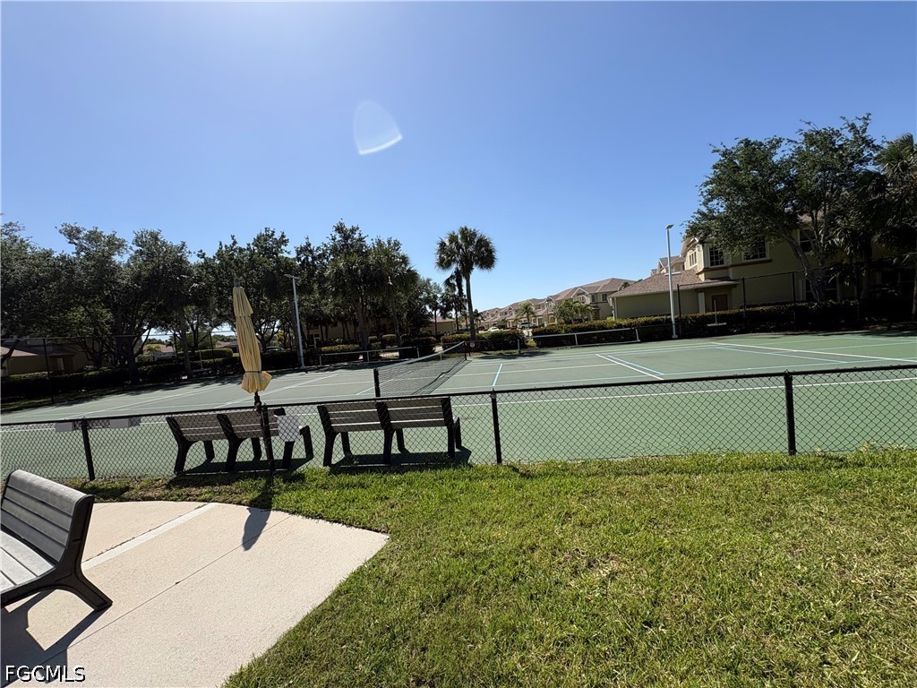 2 Bed Waterfront Home for Sale in Fort Myers, photo 14