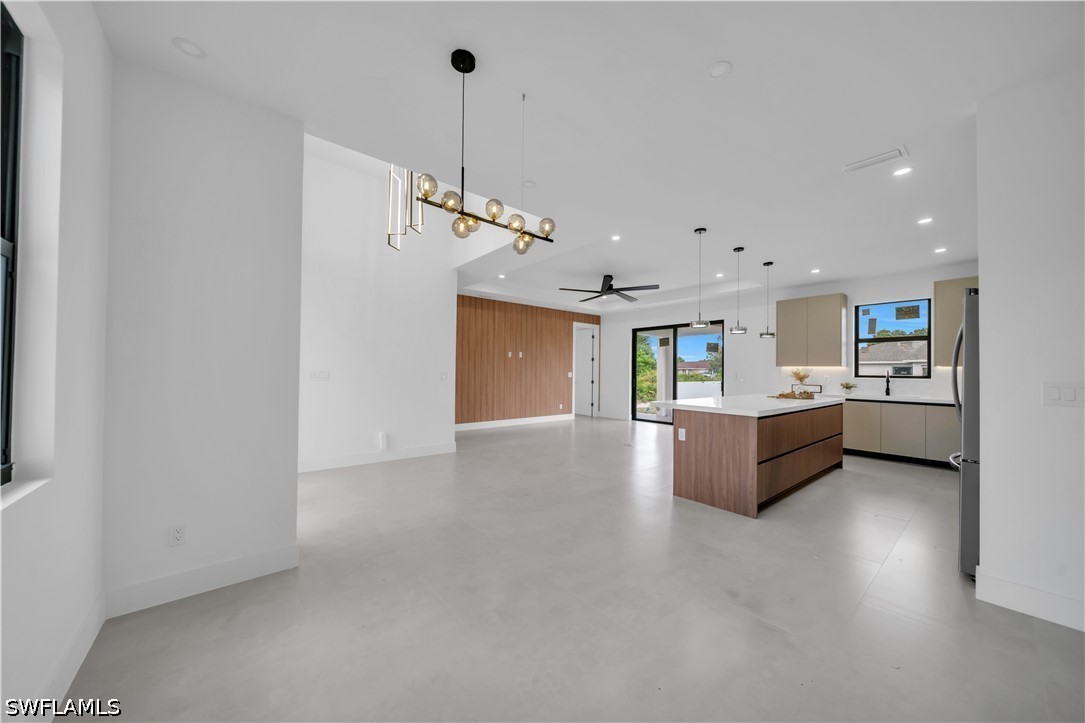 4 Bed SingleFamilyResidence for Sale in Lehigh Acres, photo 14
