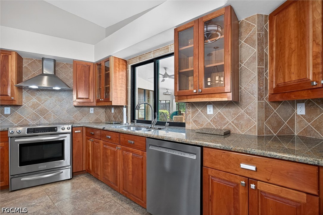 3 Bed SingleFamilyResidence for Sale in Fort Myers, photo 14