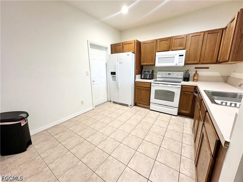 3 Bed Pool Home for Sale in Fort Myers, photo 14