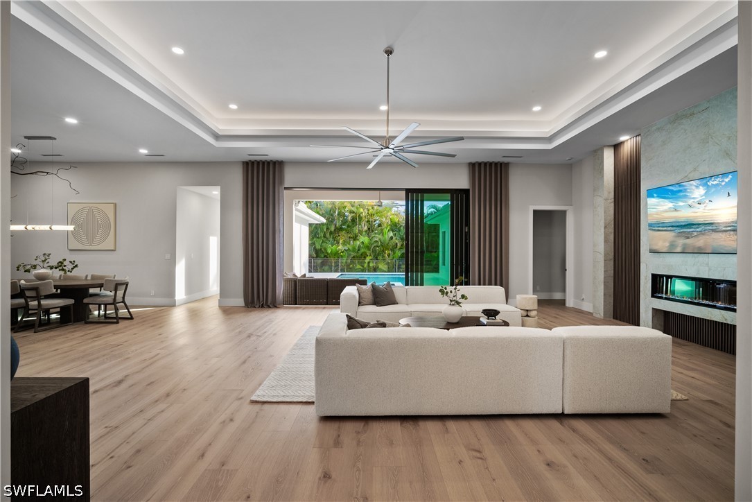 5 Bed Pool Home for Sale in Naples, photo 14