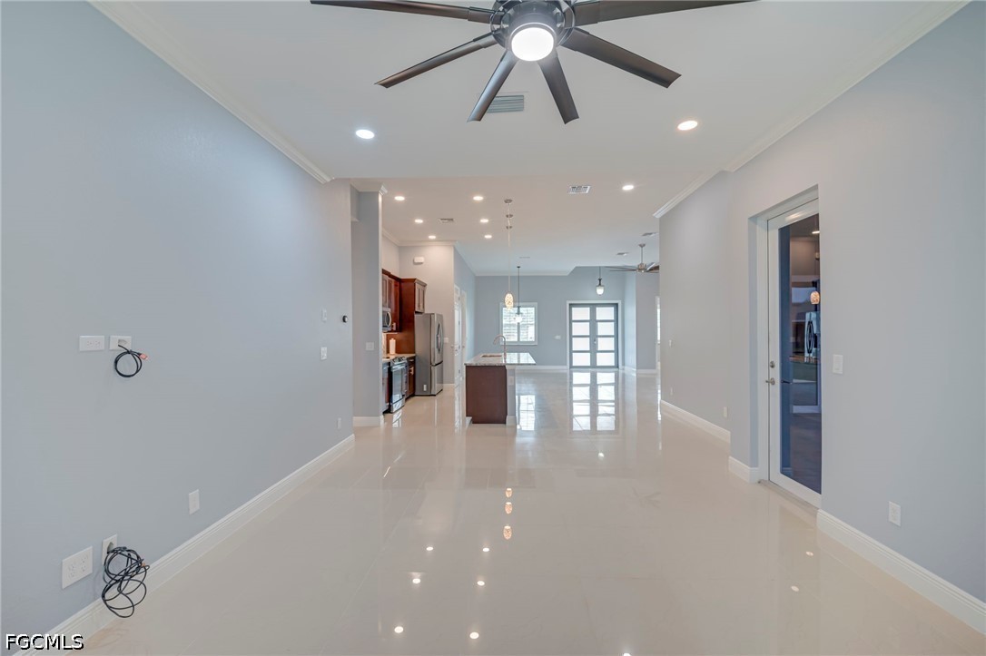 4 Bed SingleFamilyResidence for Sale in Lehigh Acres, photo 14