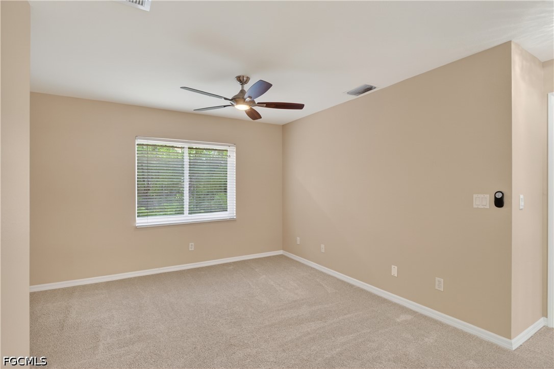 4 Bed SingleFamilyResidence for Sale in Fort Myers, photo 14
