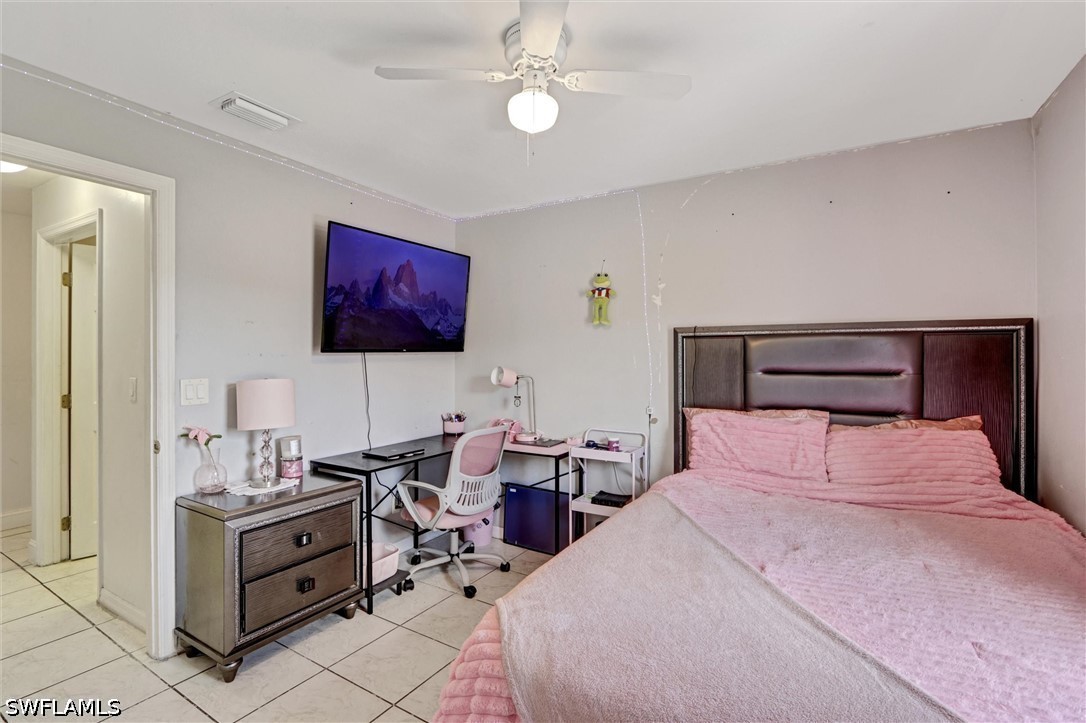4 Bed SingleFamilyResidence for Sale in Town Lakes, photo 14