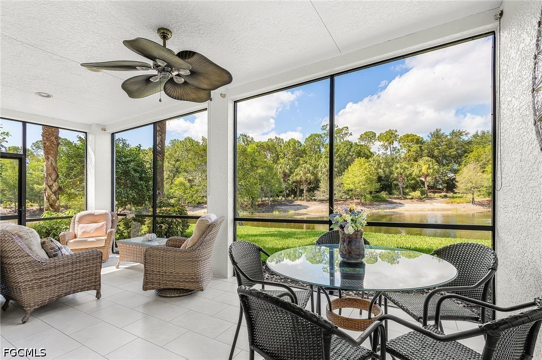 2 Bed Waterfront Home for Sale in Toscana, photo 14