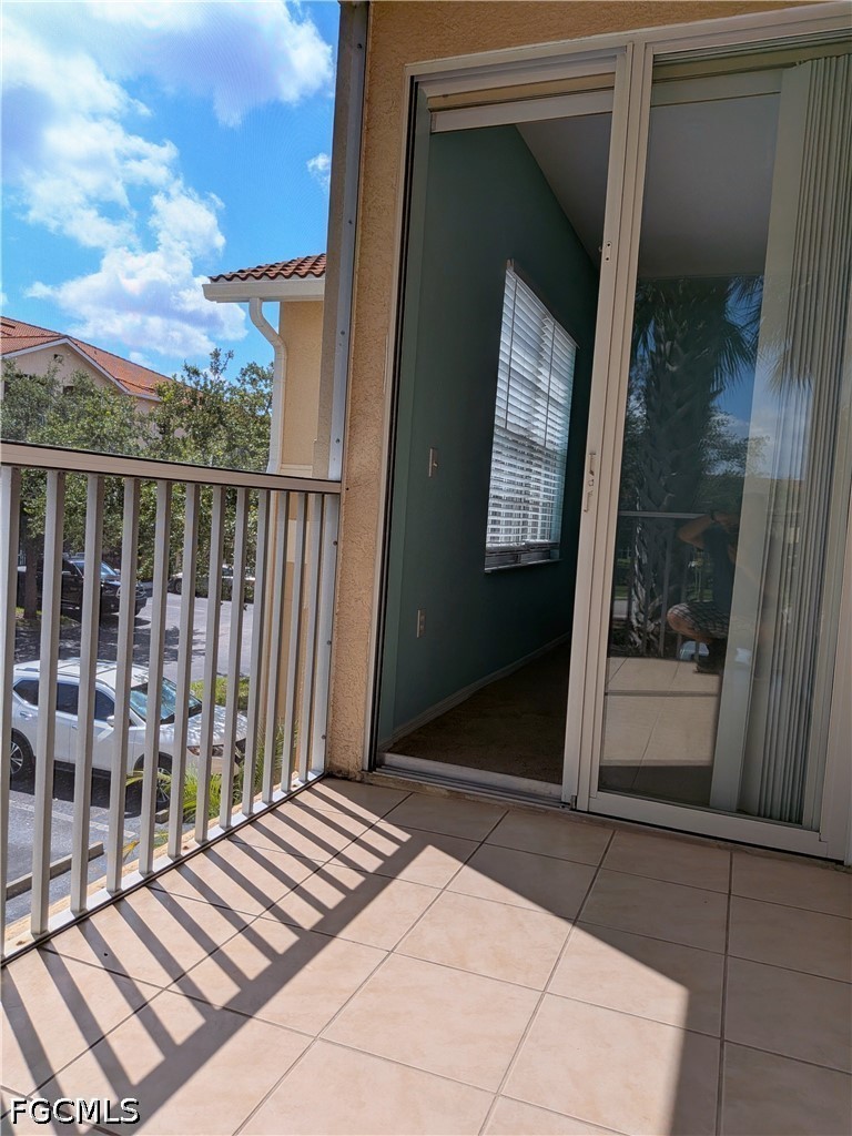 1 Bed Condominium for Sale in College Pointe, photo 14
