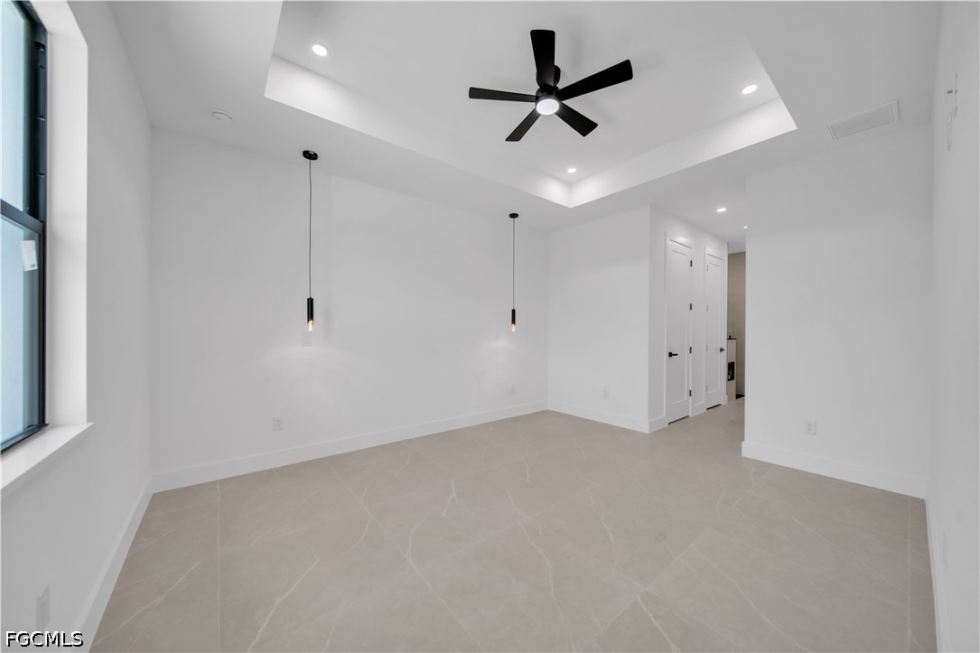 3 Bed Pool Home for Sale in Cape Coral, photo 14