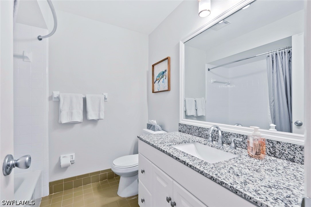 2 Bed Waterfront Home for Sale in Naples, photo 14