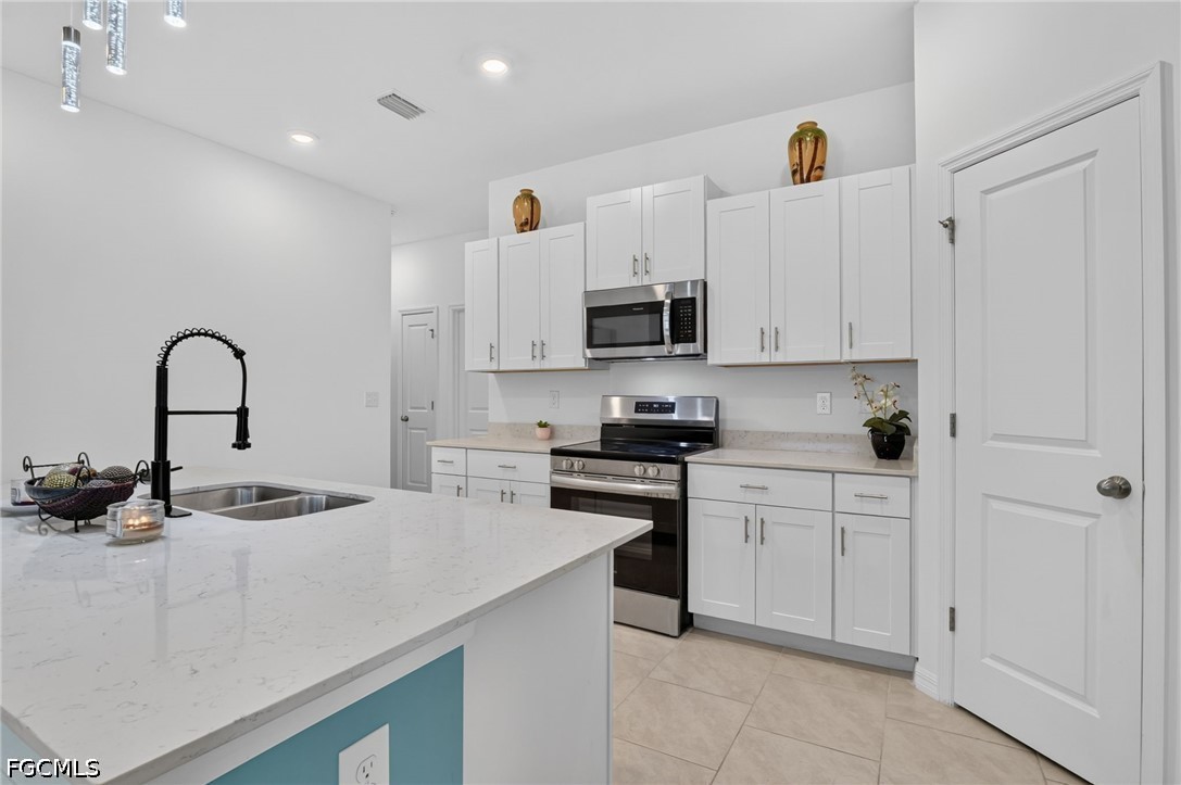 4 Bed SingleFamilyResidence for Sale in Crane Landing, photo 14