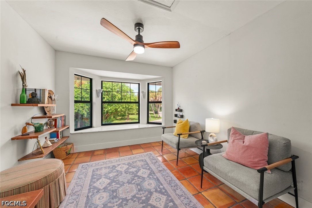 3 Bed Pool Home for Sale in Dinkins Bayou, photo 14