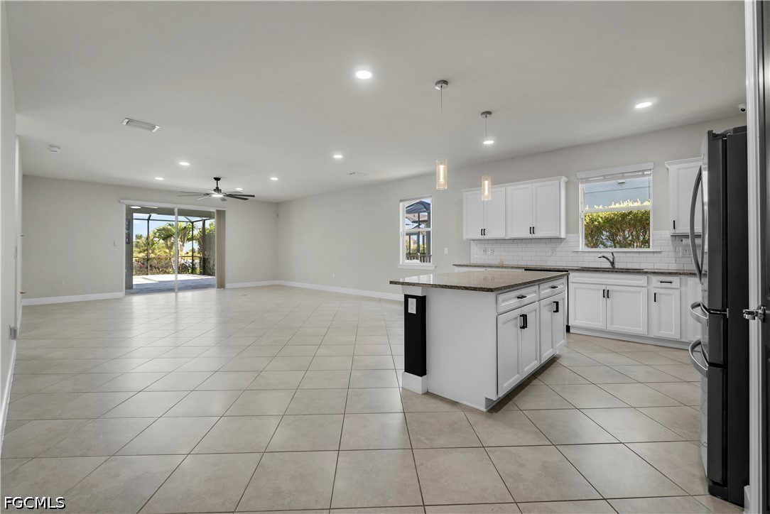 3 Bed Pool Home for Sale in Parkside, photo 14