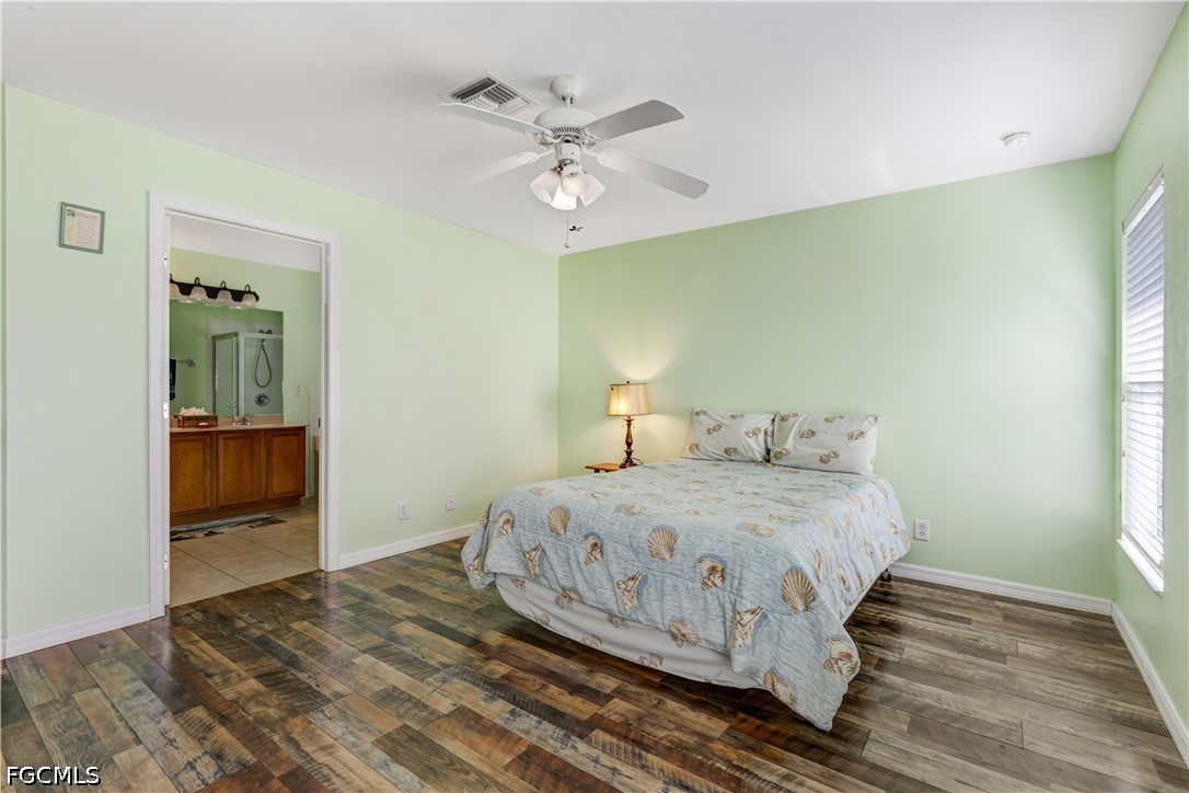 3 Bed SingleFamilyResidence for Sale in Cape Coral, photo 14