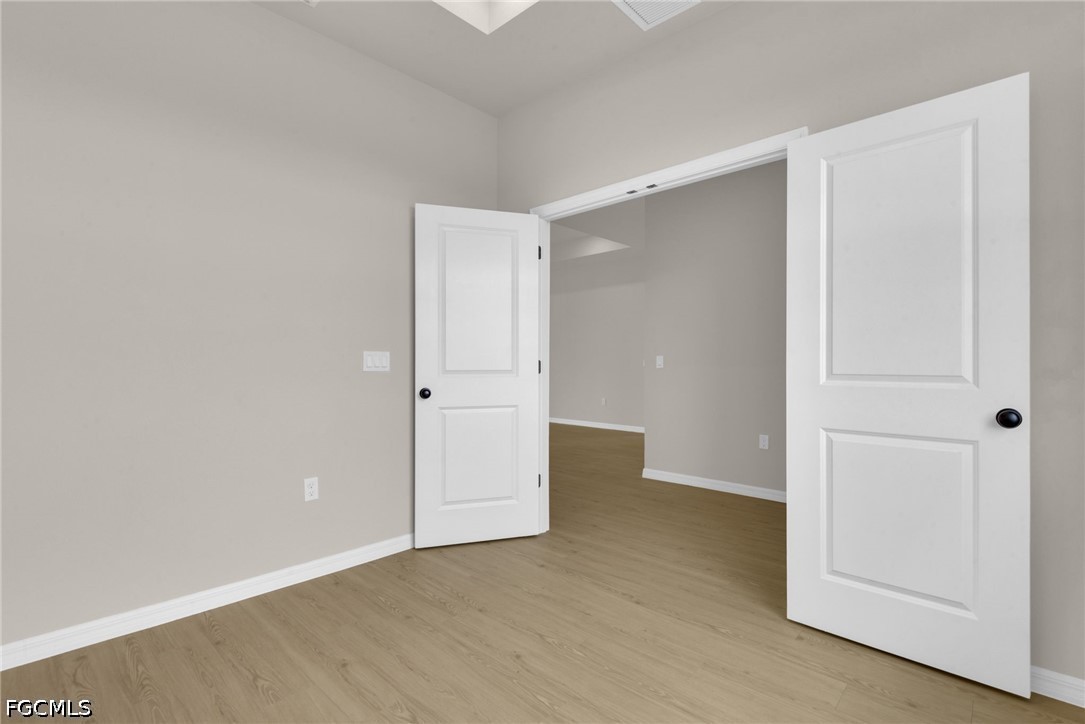 4 Bed SingleFamilyResidence for Sale in Cape Coral, photo 14