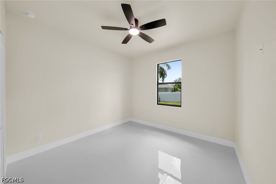 4 Bed SingleFamilyResidence for Sale in Cape Coral, photo 14
