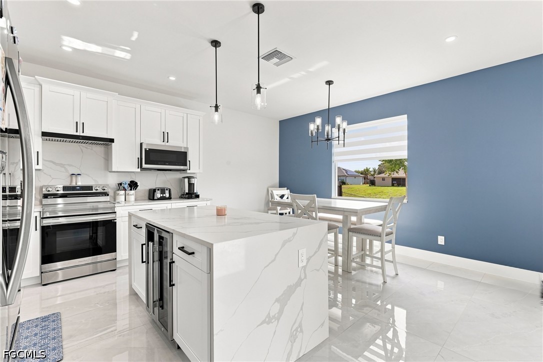 3 Bed Pool Home for Sale in Cape Coral, photo 14