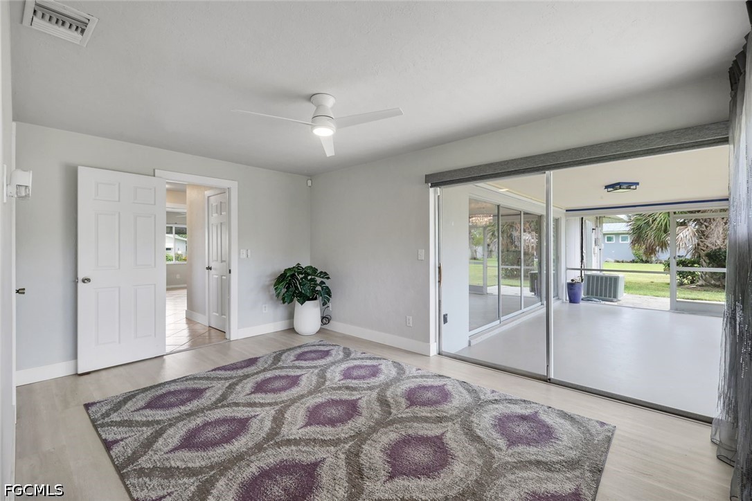 3 Bed SingleFamilyResidence for Sale in Cape Coral, photo 14