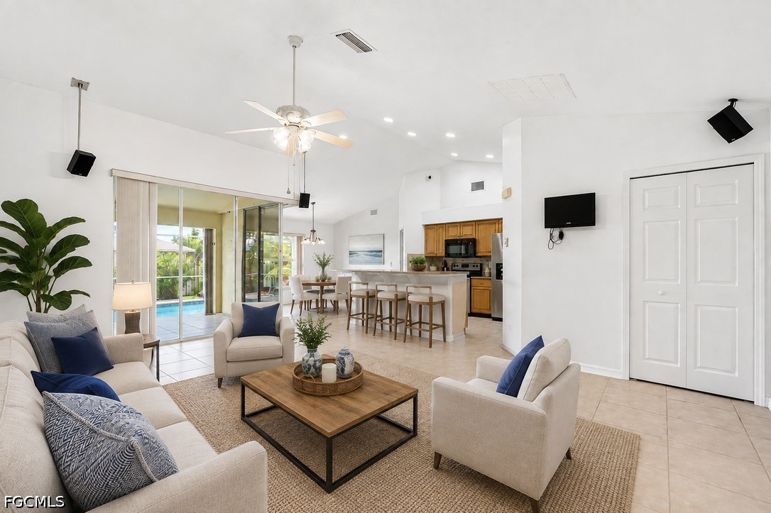 3 Bed Pool Home for Sale in Cape Coral, photo 14