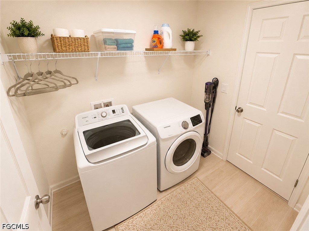 3 Bed SingleFamilyResidence for Sale in Cape Coral, photo 14