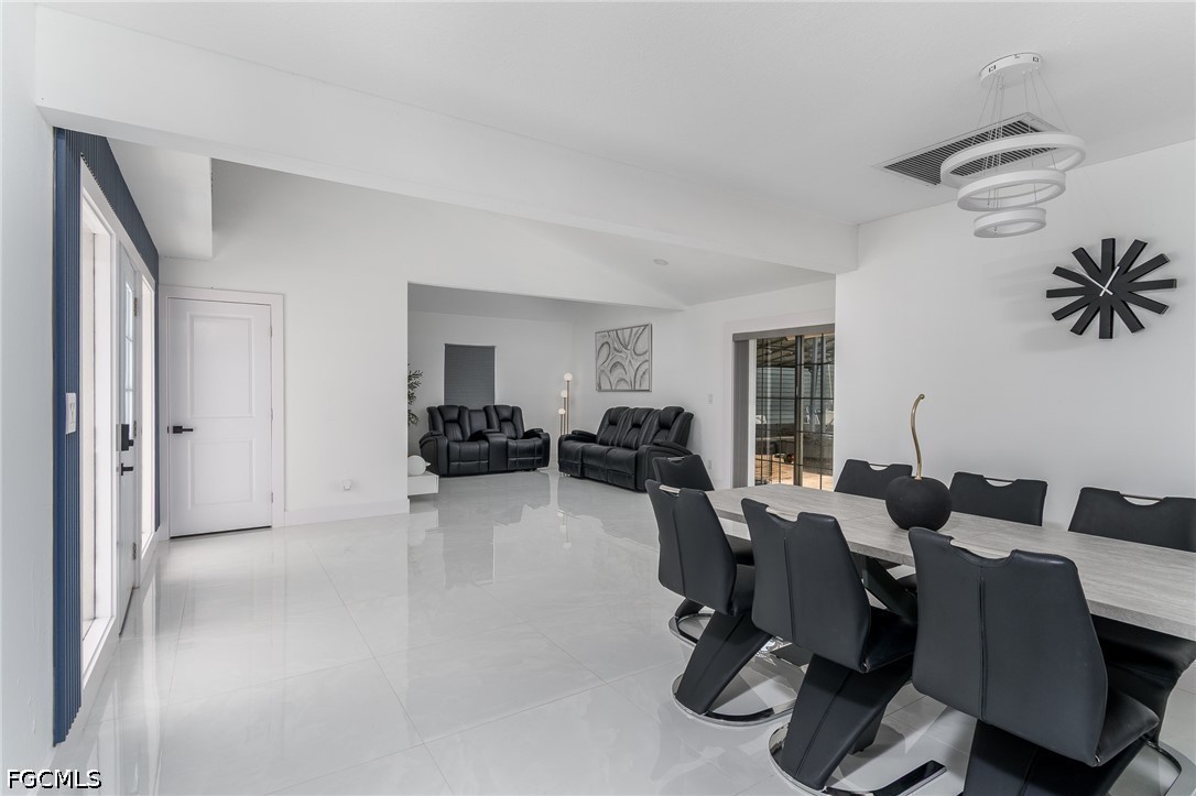 3 Bed Waterfront Home for Sale in Fort Myers, photo 14