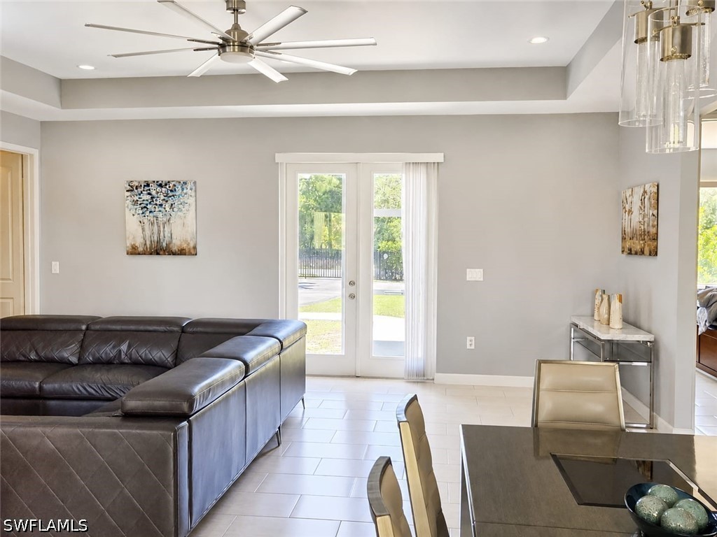 3 Bed SingleFamilyResidence for Sale in Naples, photo 14