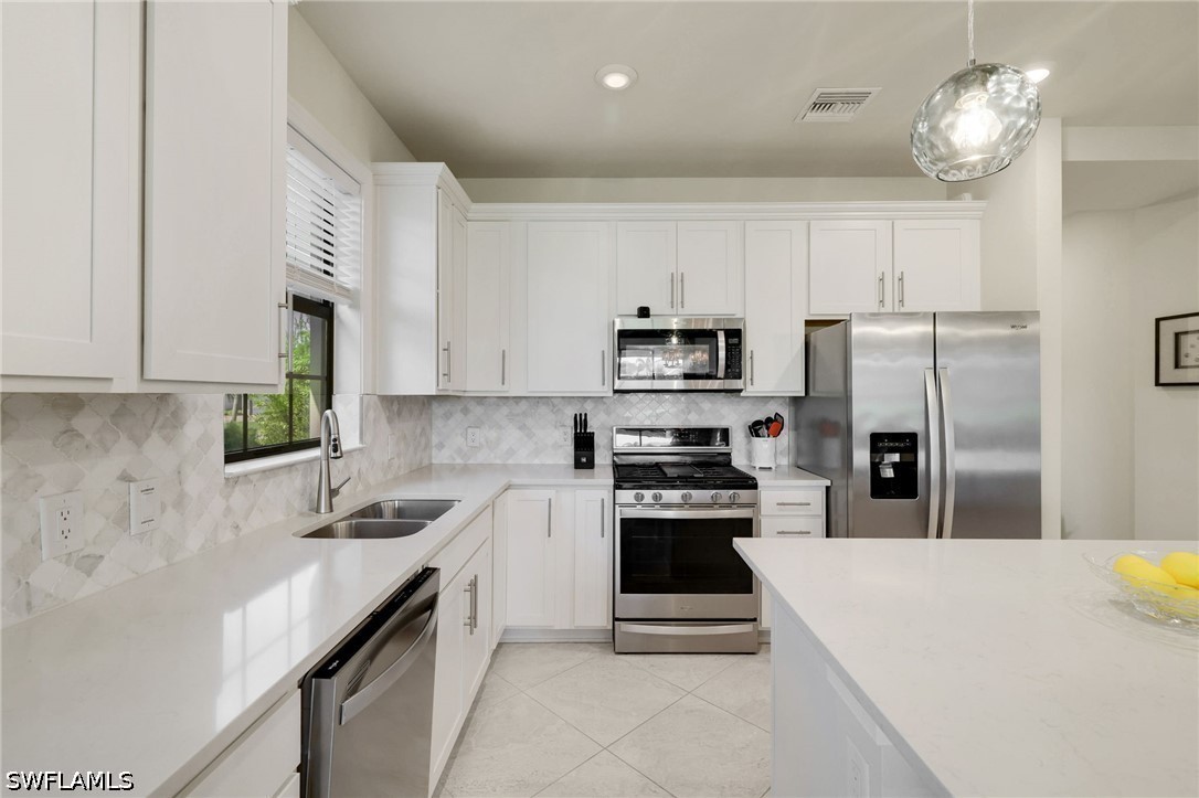 2 Bed Attached for Sale in Esplanade Lake Club, photo 14