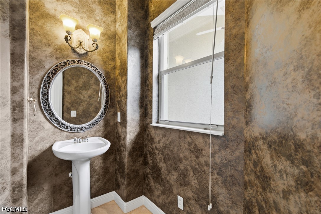 4 Bed SingleFamilyResidence for Sale in Casa Del Lago, photo 14