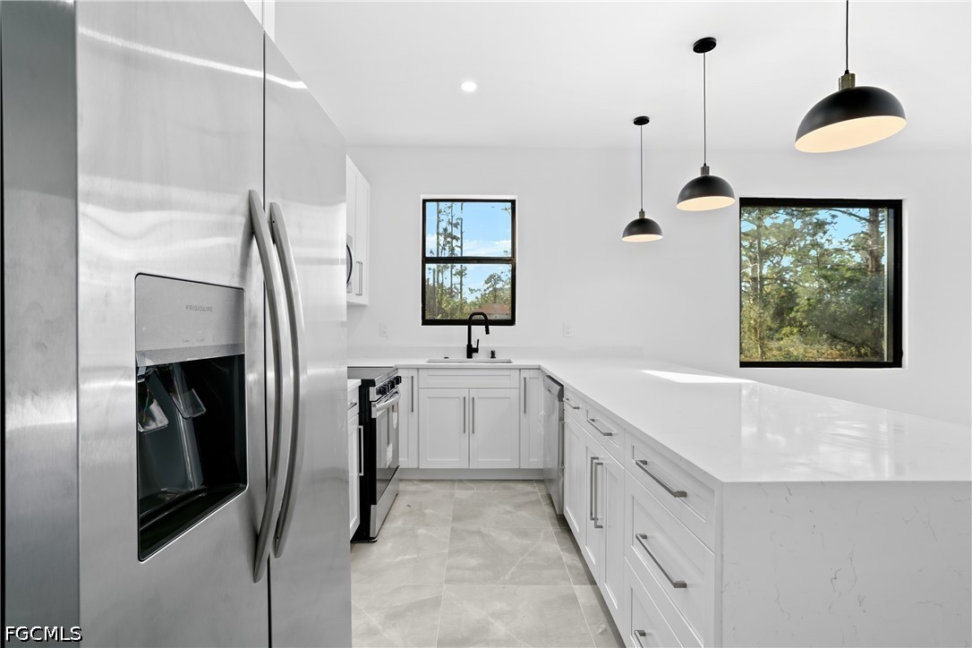 3 Bed SingleFamilyResidence for Sale in Lehigh Acres, photo 14