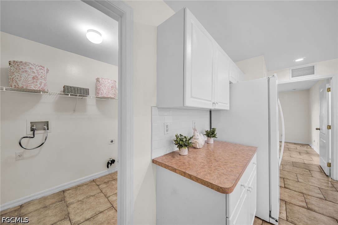 3 Bed SingleFamilyResidence for Sale in Cape Coral, photo 14