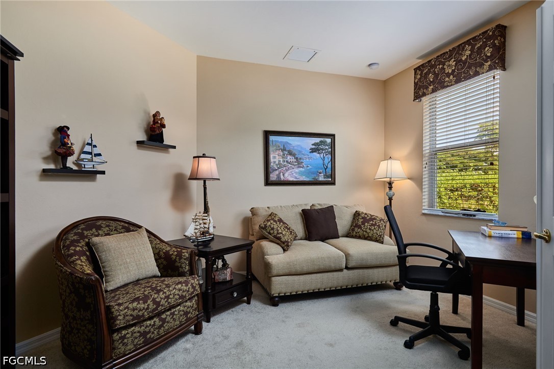 2 Bed Waterfront Home for Sale in Hamilton, photo 14