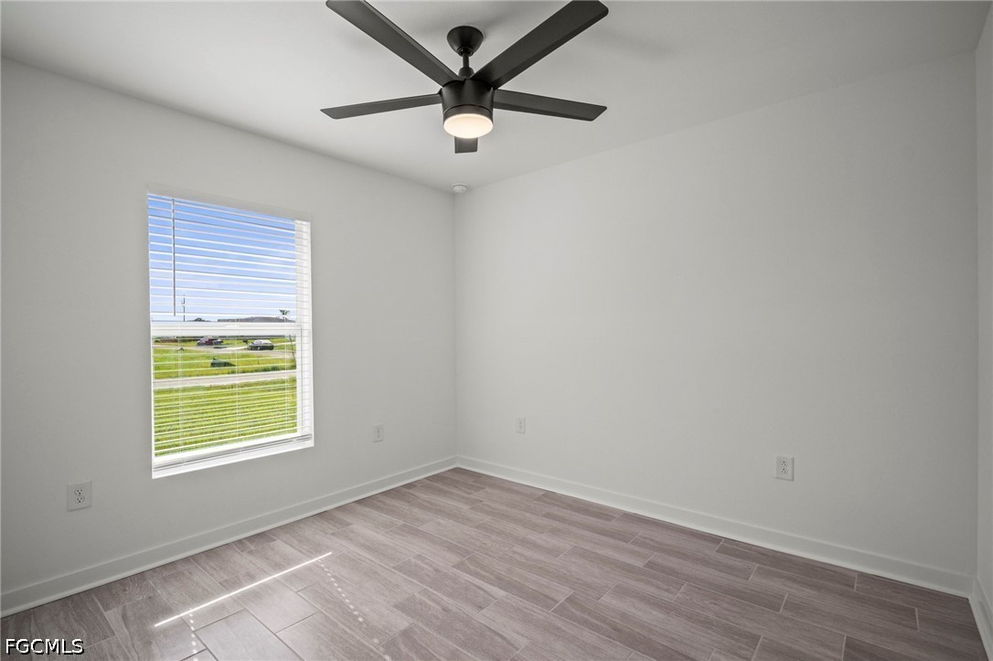 4 Bed SingleFamilyResidence for Sale in Cape Coral, photo 14