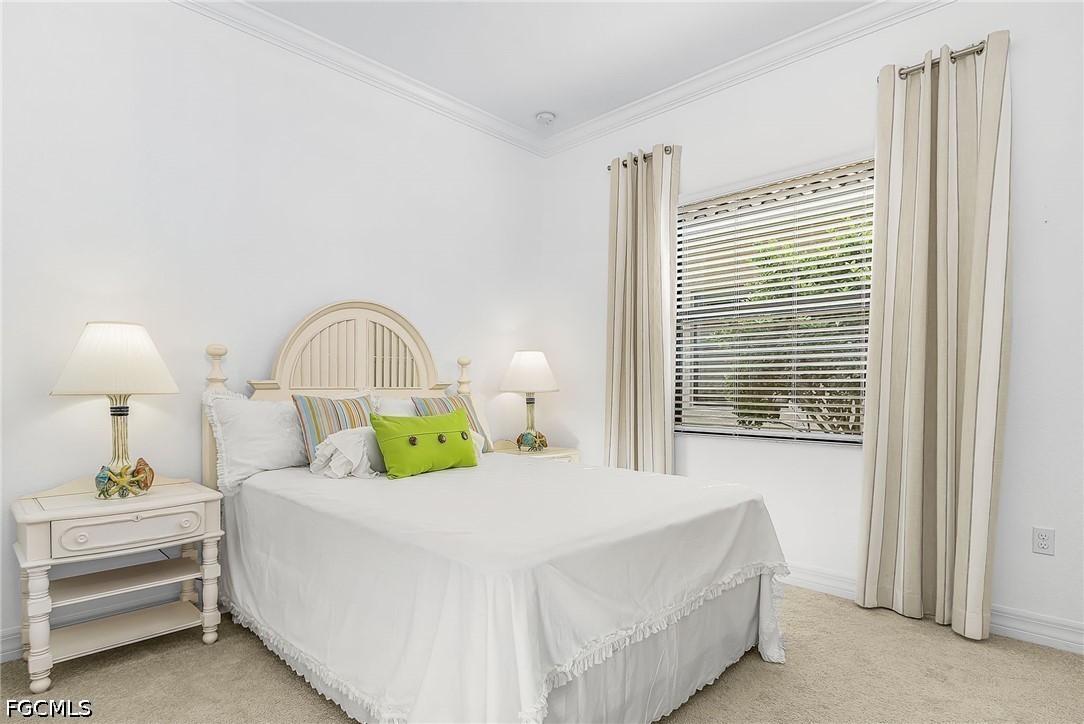 2 Bed SingleFamilyResidence for Sale in Naples, photo 14