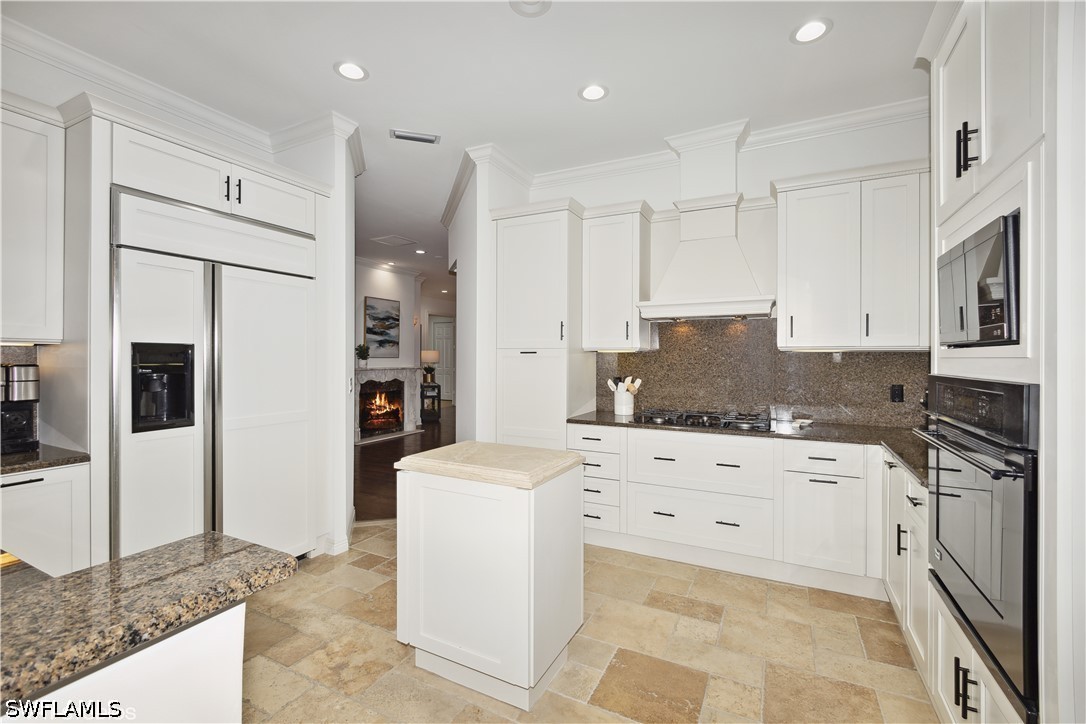 3 Bed Condominium for Sale in Cannes, photo 14