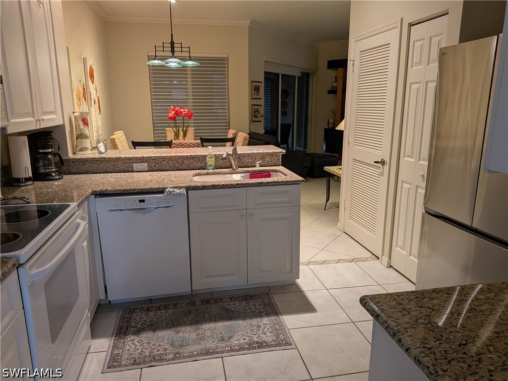 2 Bed Waterfront Home for Sale in L'Ambiance, photo 14