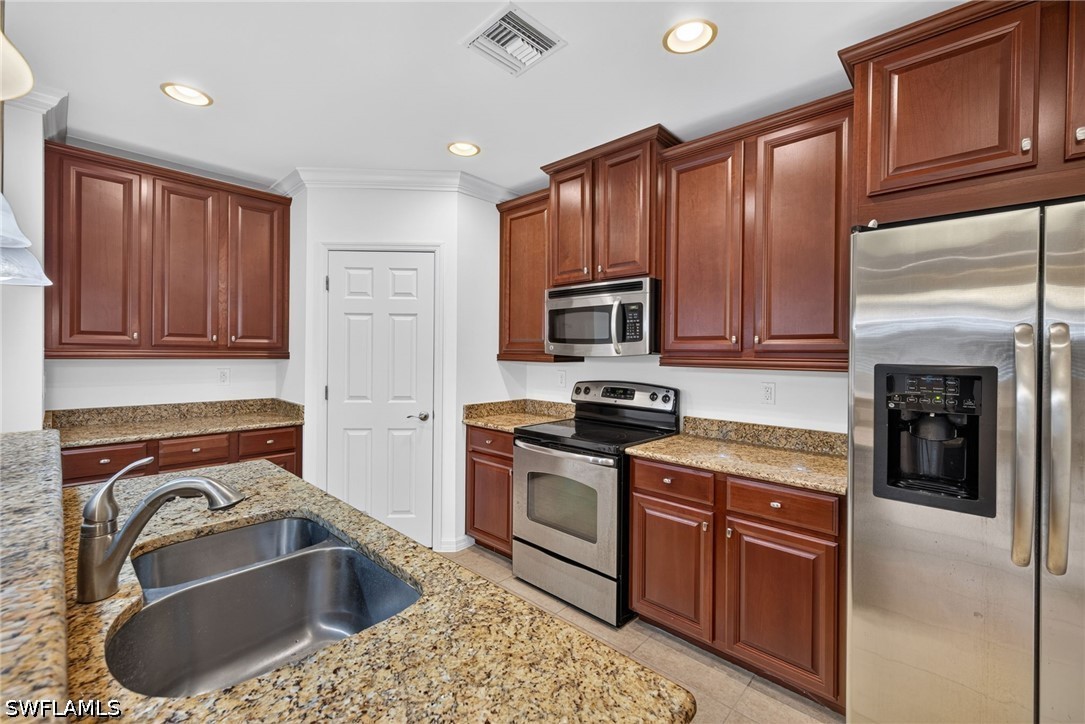 2 Bed Condominium for Sale in Estero, photo 14