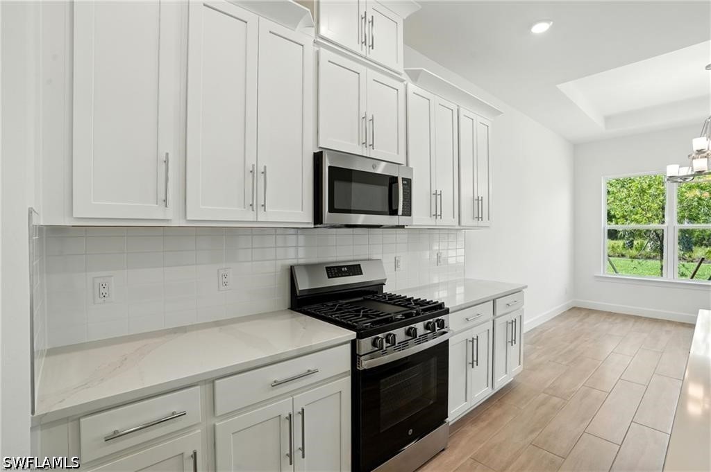 4 Bed SingleFamilyResidence for Sale in Fort Myers, photo 14