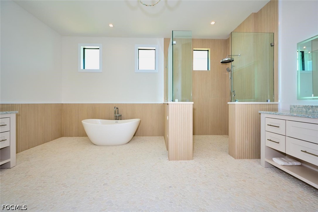 5 Bed Pool Home for Sale in Fort Myers Beach, photo 14