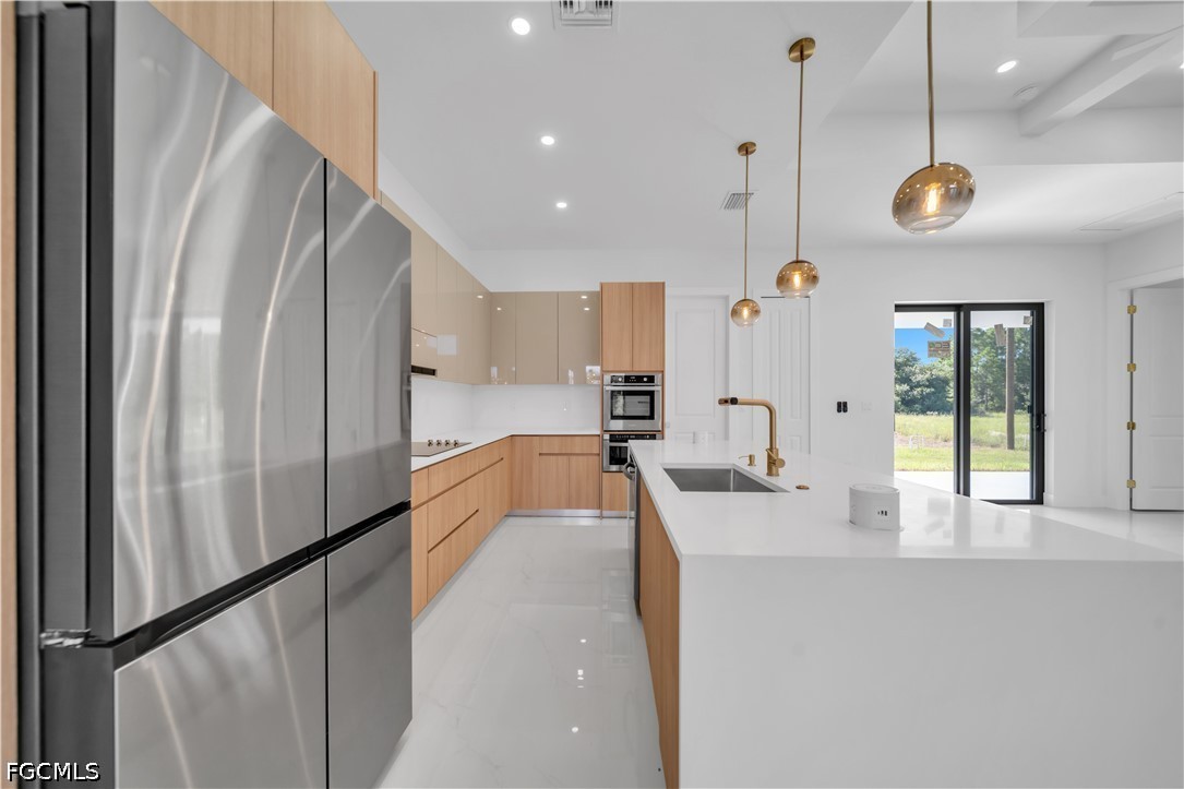 4 Bed SingleFamilyResidence for Sale in Lehigh Acres, photo 14