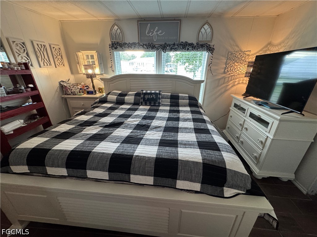 2 Bed Waterfront Home for Sale in Okeechobee, photo 14