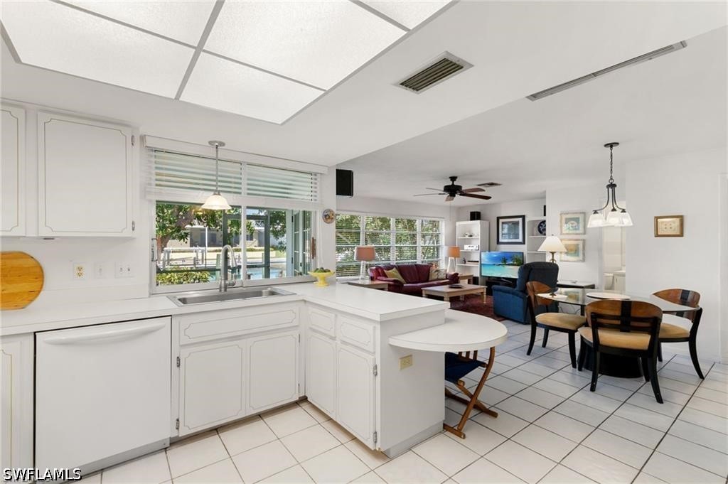 2 Bed Waterfront Home for Sale in Marco Beach, photo 14