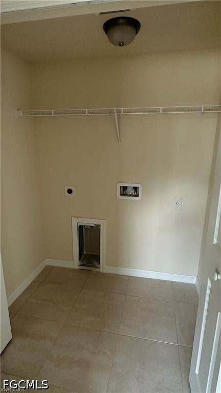 3 Bed Waterfront Home for Sale in Cape Coral, photo 14